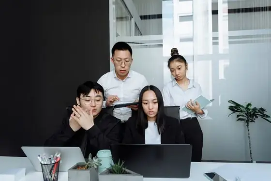 步驟二：平台為你配對法律專業人士（示意圖片）